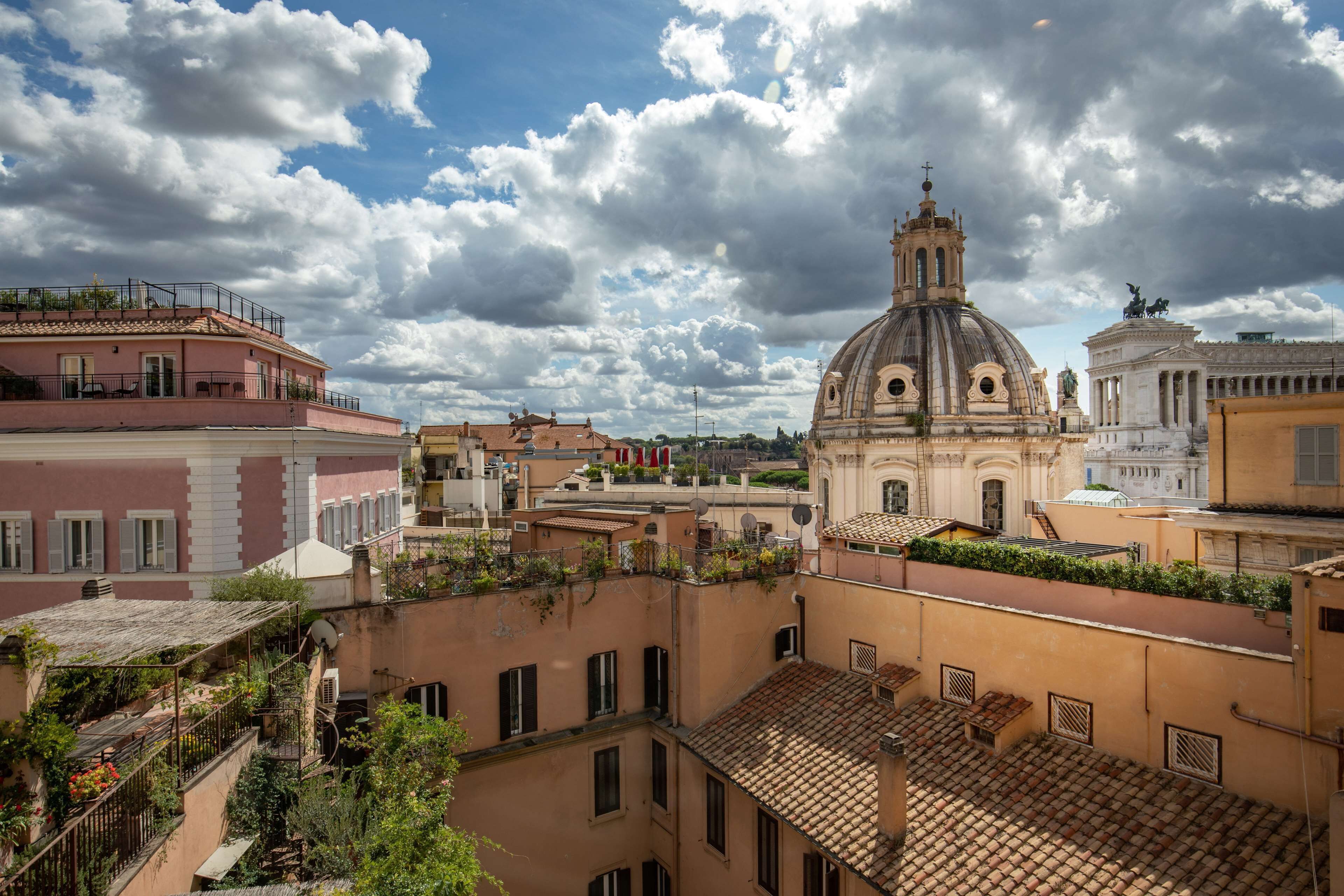 Photo - Cosmopolita Rome Colosseum, Tapestry Collection by Hilton