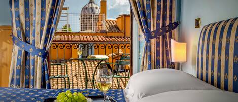 Minibar, una cassaforte in camera, ferro/asse da stiro, Wi-Fi gratuito