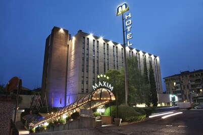 Hotel Maxim