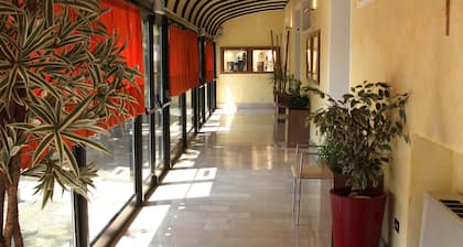 Hotel Maxim