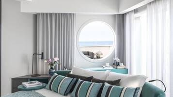 Grand Suite | Minibar, in-room safe, blackout curtains, soundproofing