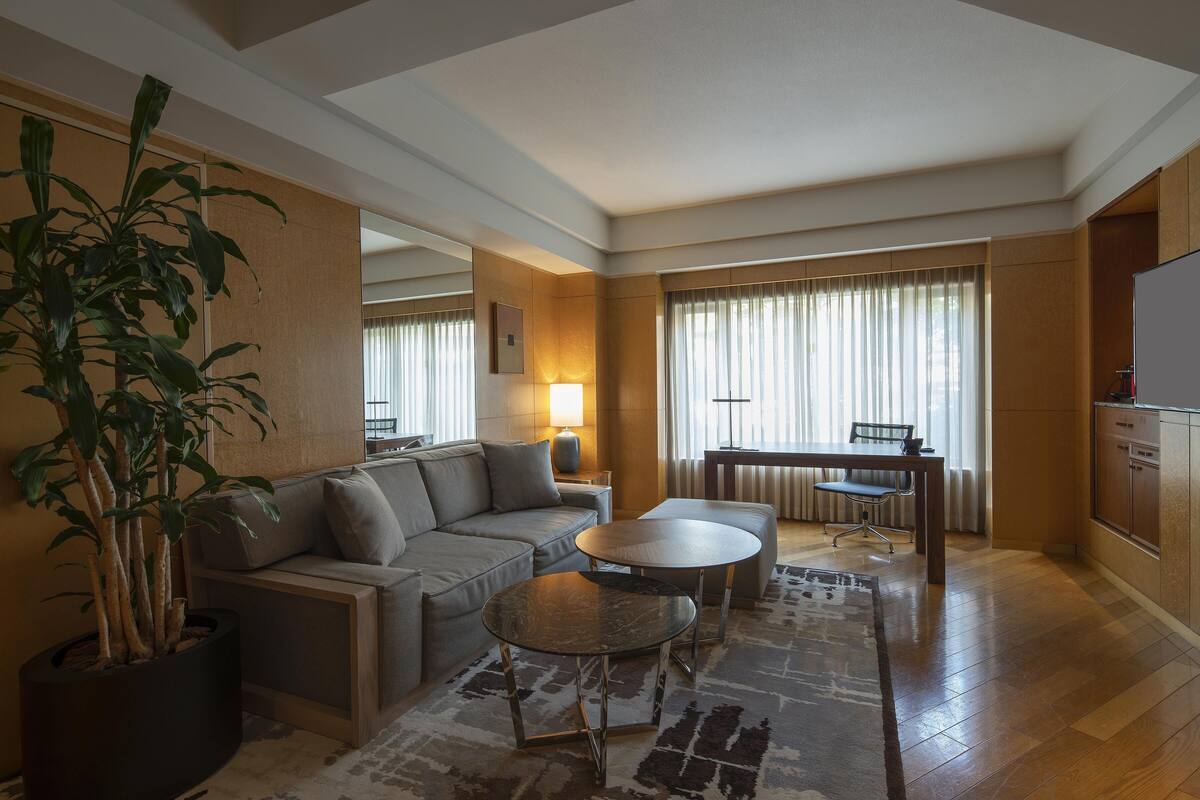 Grand, Suite, 1 King-Bett
