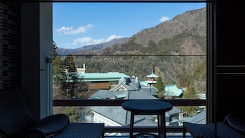 Chambre « Premier » avec lits jumeaux | Vue de la chambre