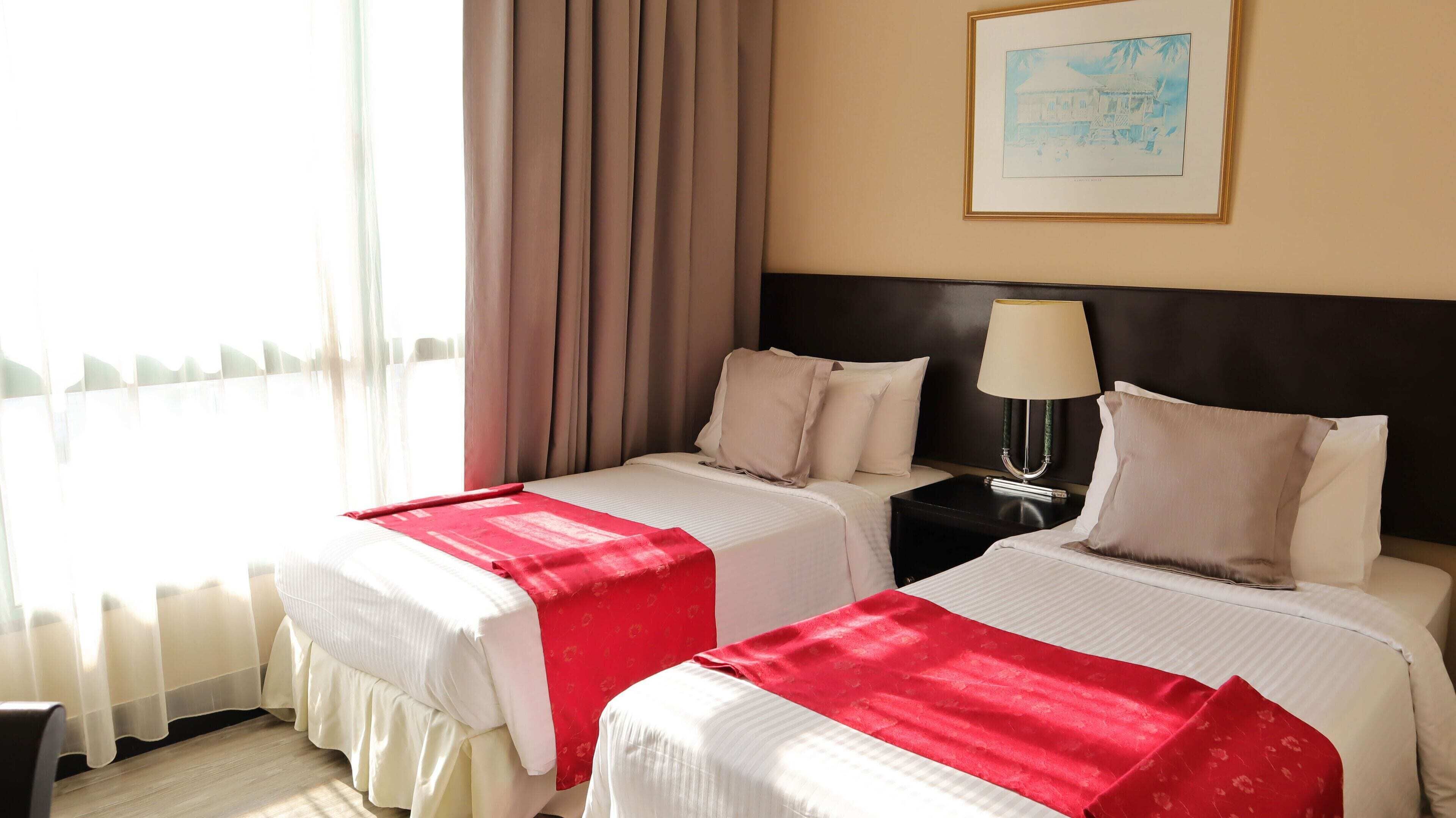 Minibar, in-room safe, desk, laptop workspace