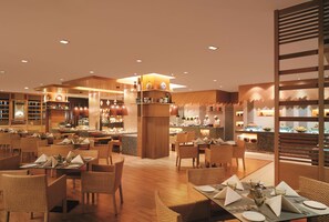 5 Restaurants, Frühstück, Mittagessen, Abendessen, japanische Küche