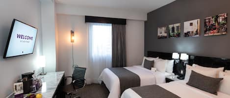 Camera Superior, 2 letti matrimoniali | 1 camera, biancheria da letto ipoallergenica, una cassaforte in camera