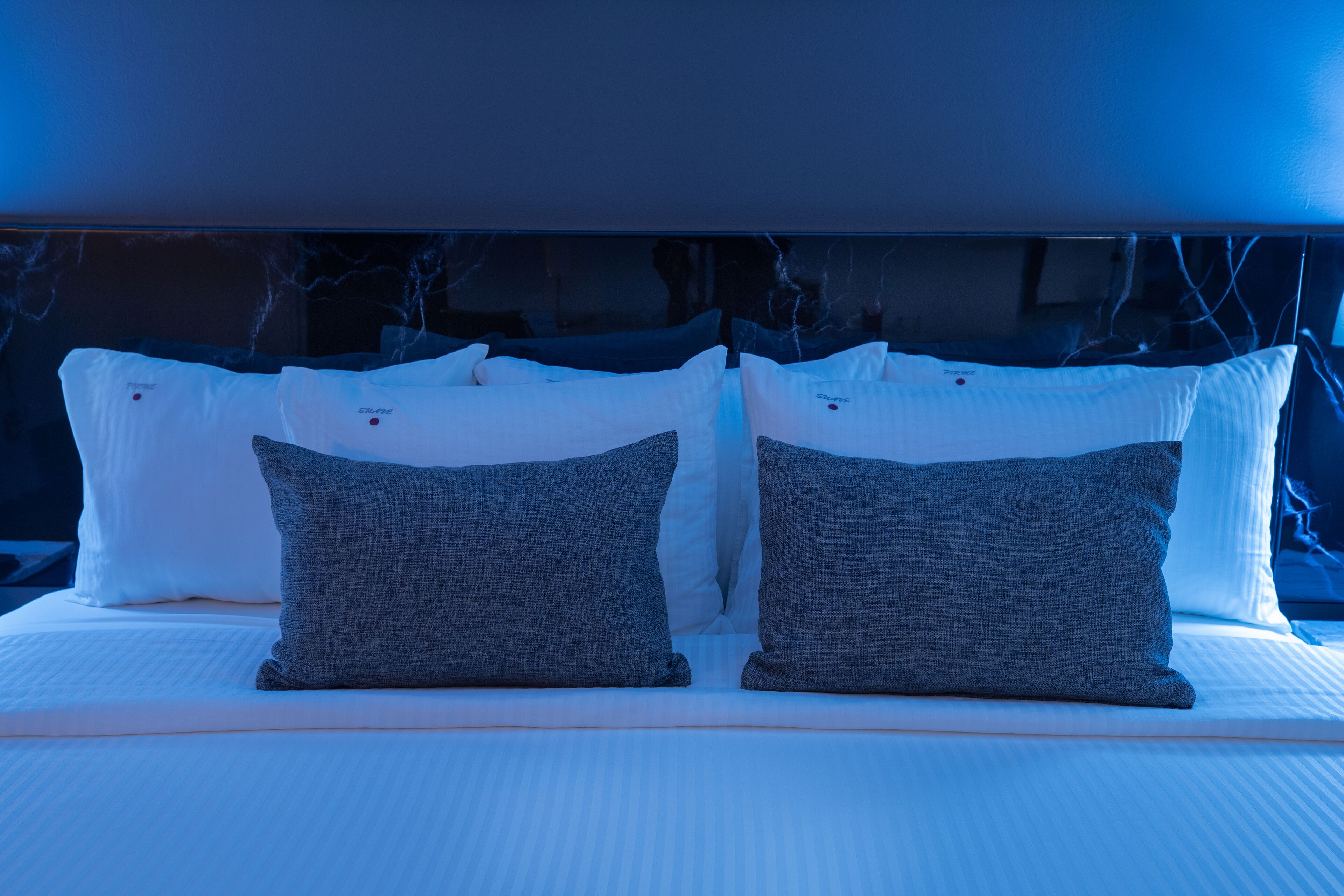 1 bedroom, hypo-allergenic bedding, in-room safe, desk