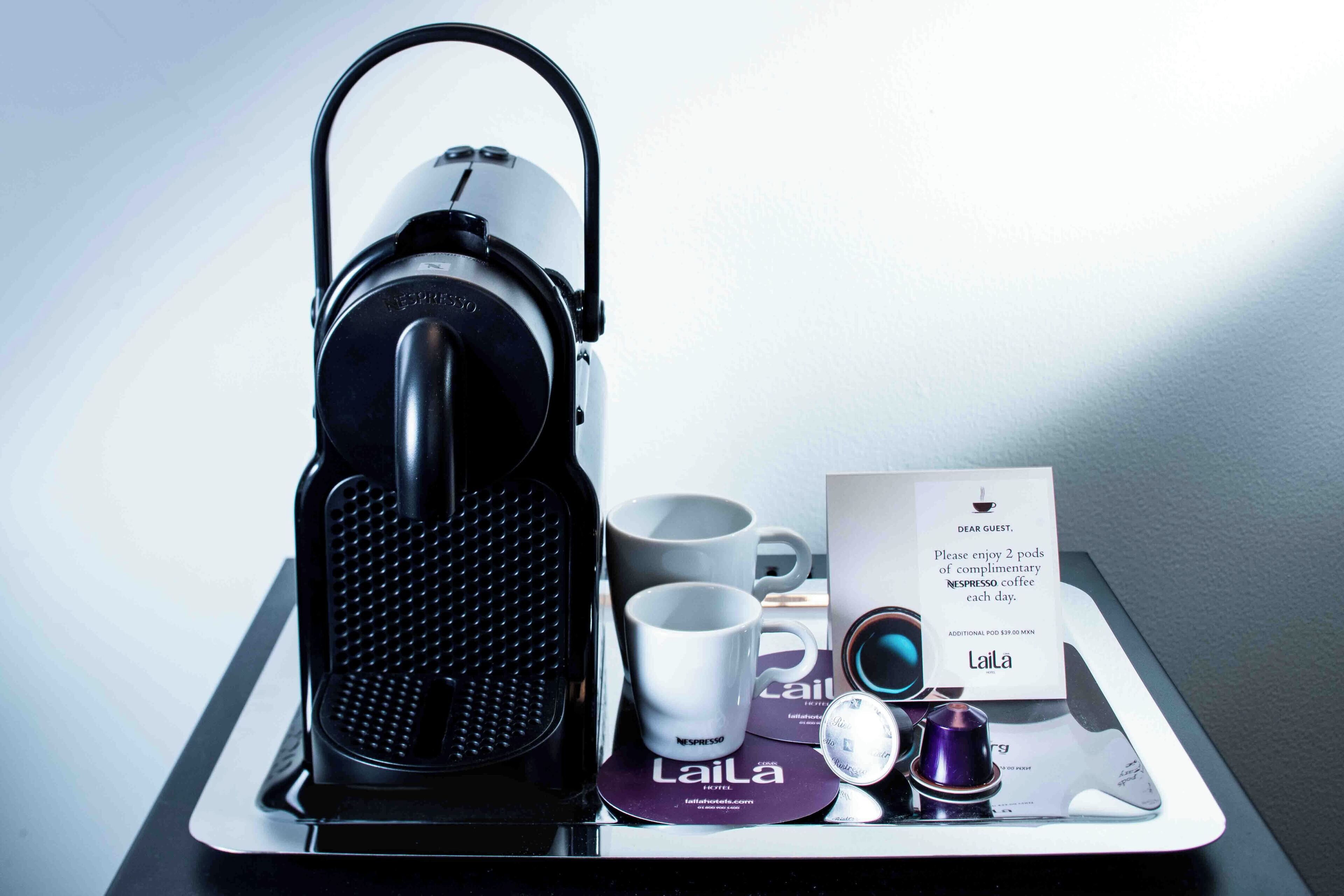 junior suite, 1 king bed | 1 bedroom, hypo-allergenic bedding, in-room safe, desk