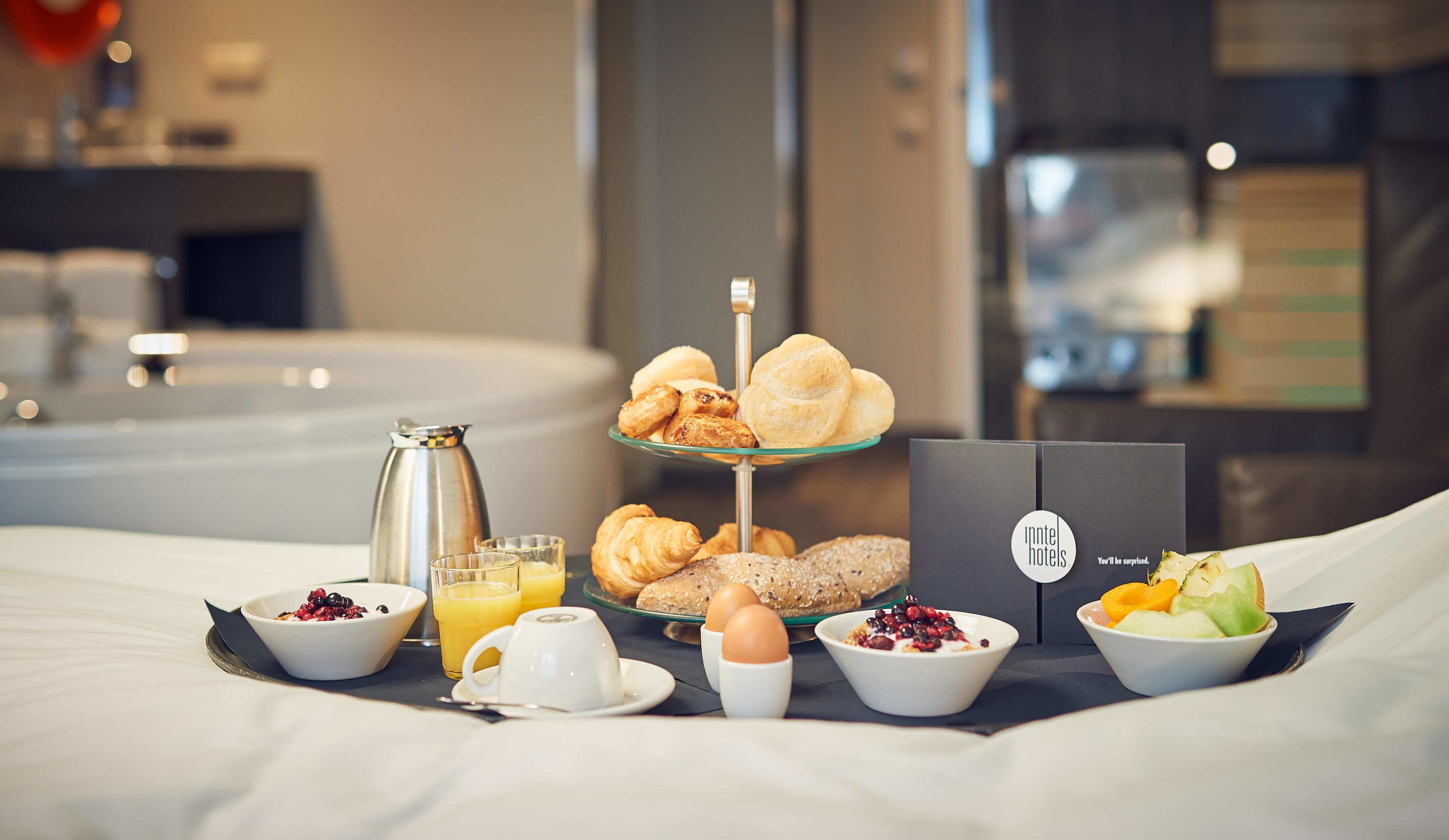 wellness room, 1 king bed | in-room safe, individually decorated, individually furnished, desk