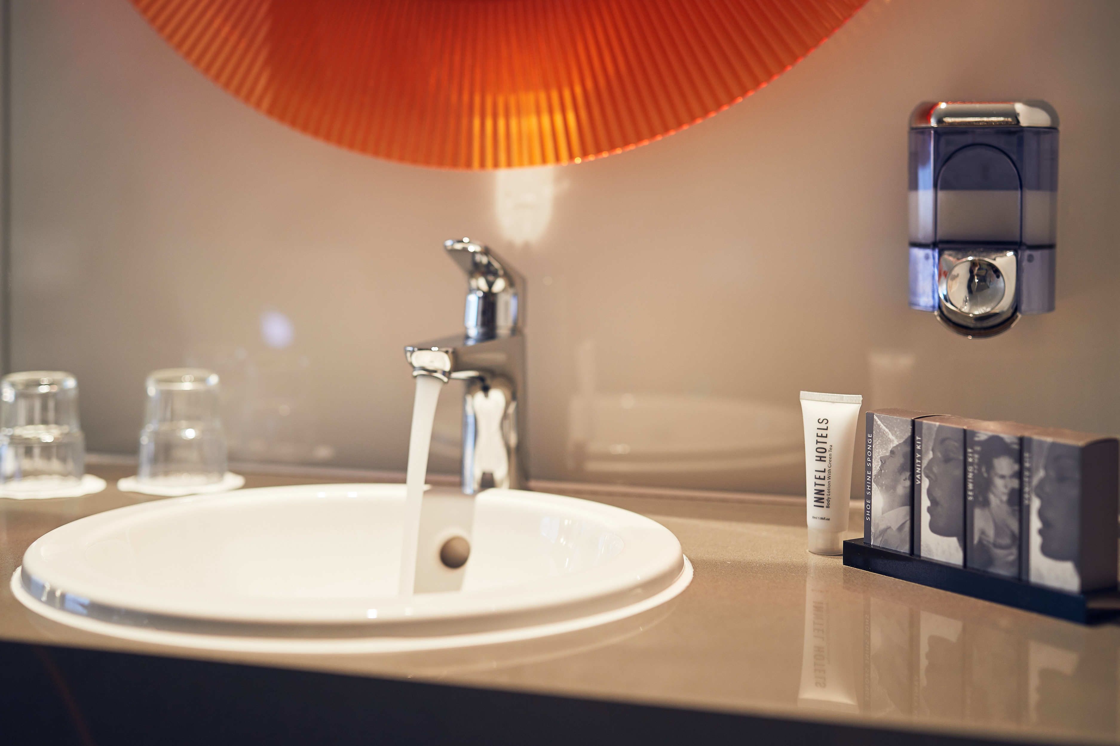 suite, 1 king bed | in-room safe, individually decorated, individually furnished, desk