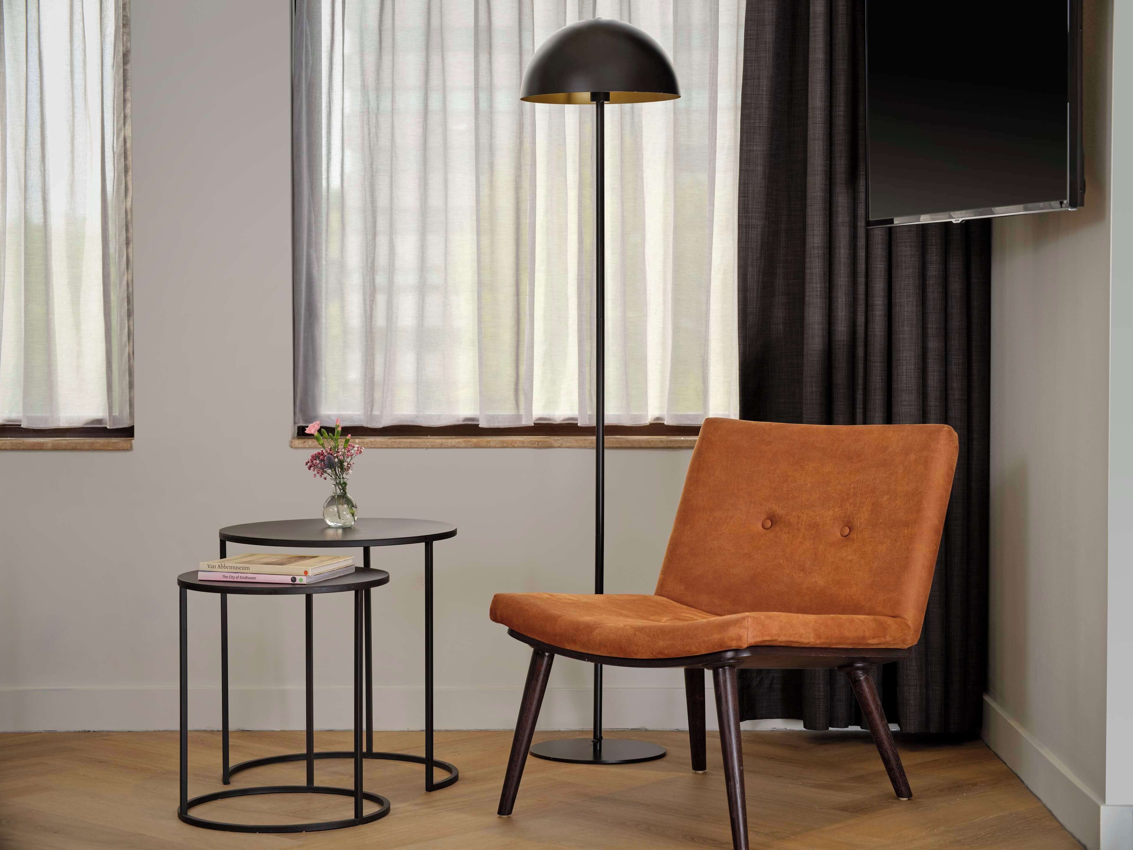 deluxe suite, 1 bedroom | hypo-allergenic bedding, down duvets, minibar, in-room safe