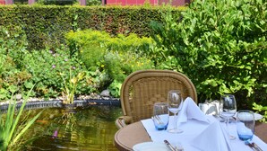 Terrace/patio - Fletcher Hotel - Restaurant Carlton (Naaldwijk)