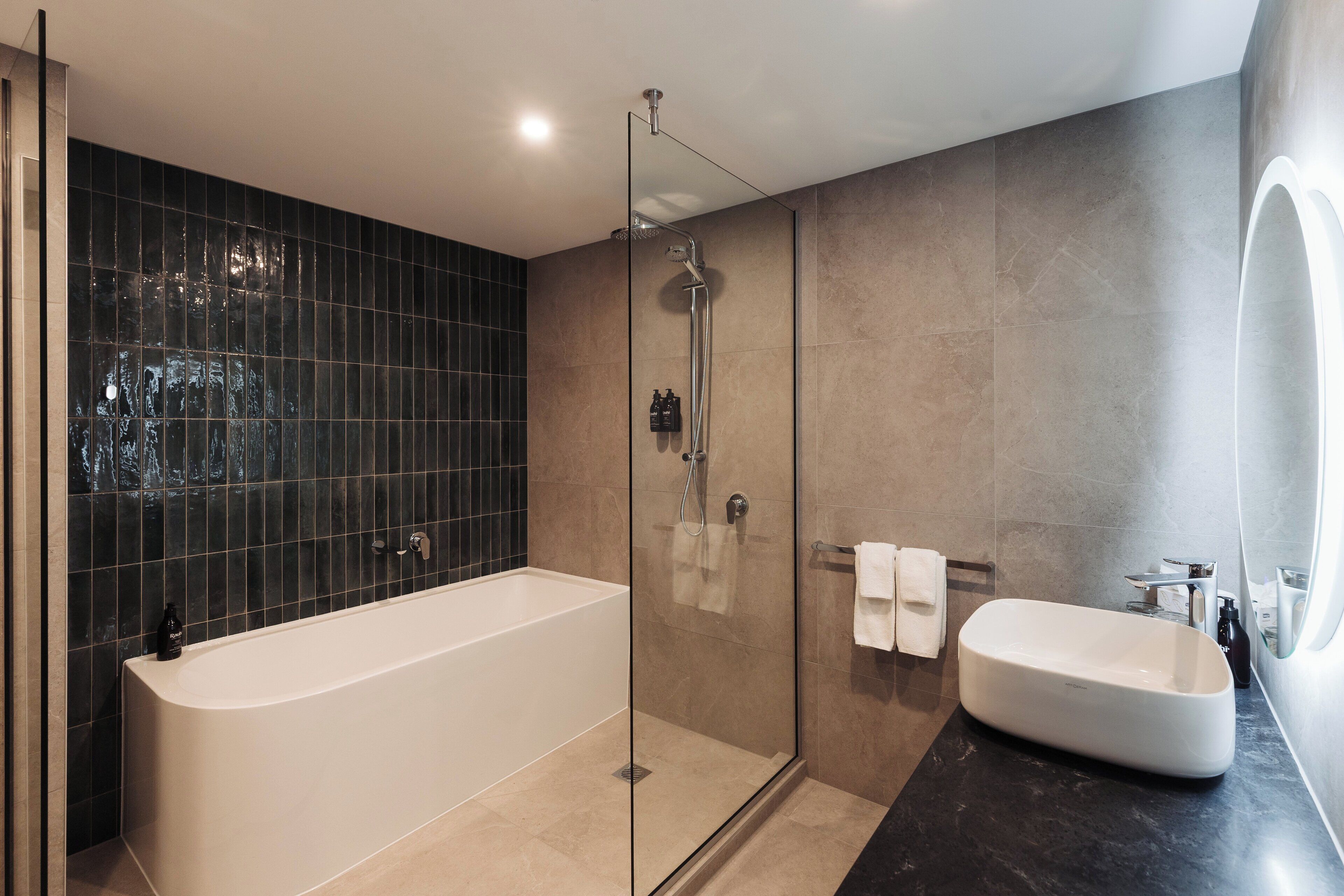 suite | 1 bedroom, in-room safe, desk, blackout curtains