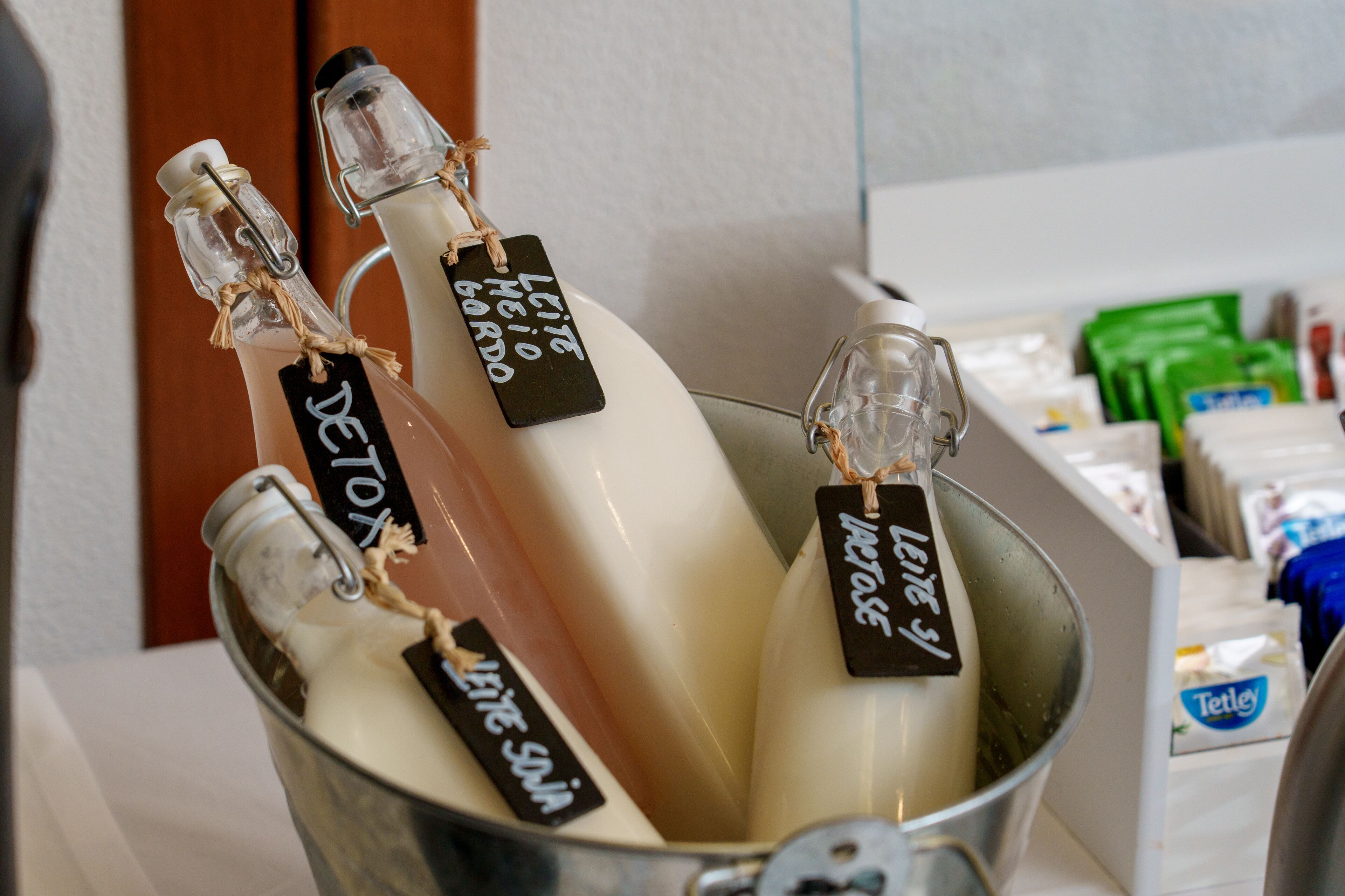 daily buffet breakfast (eur 16 per person)