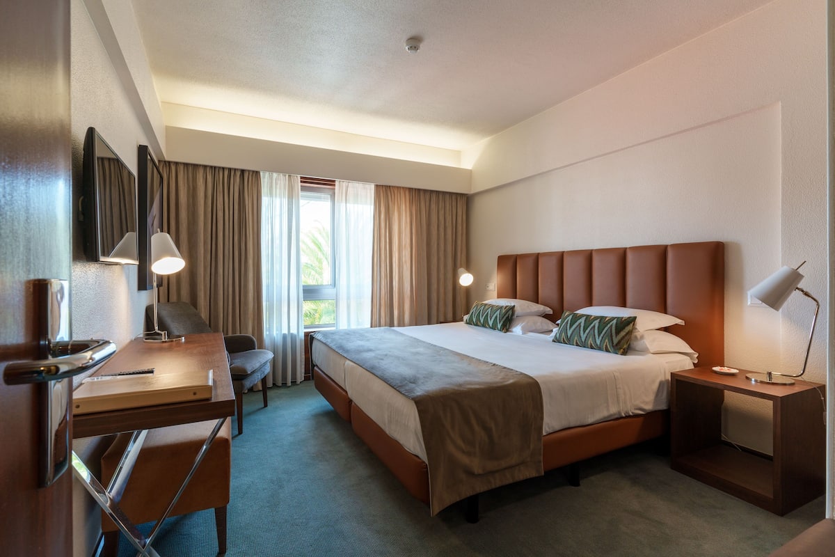 Minibar, in-room safe, desk, blackout drapes