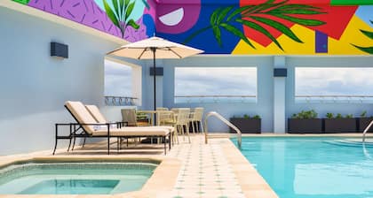 Hotel Rumbao, a Tribute Portfolio Hotel