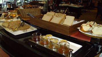 Gratis komplet morgenmad hver dag