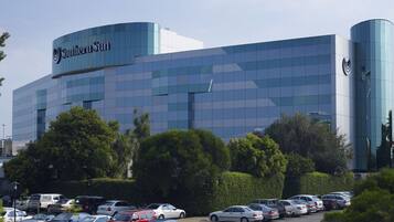 Estacionamiento (ZAR 50 por día)