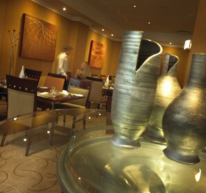 Interior detail - Southern Sun O.R Tambo (Kempton Park)
