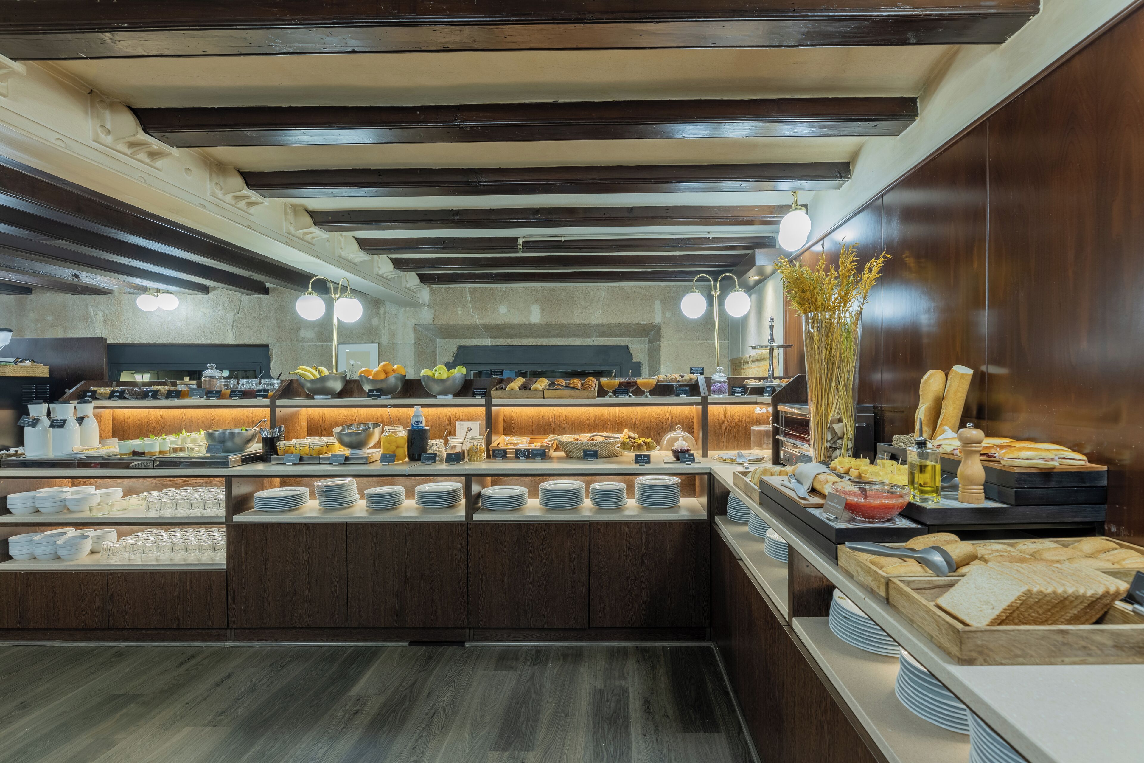 daily buffet breakfast (eur 14 per person)