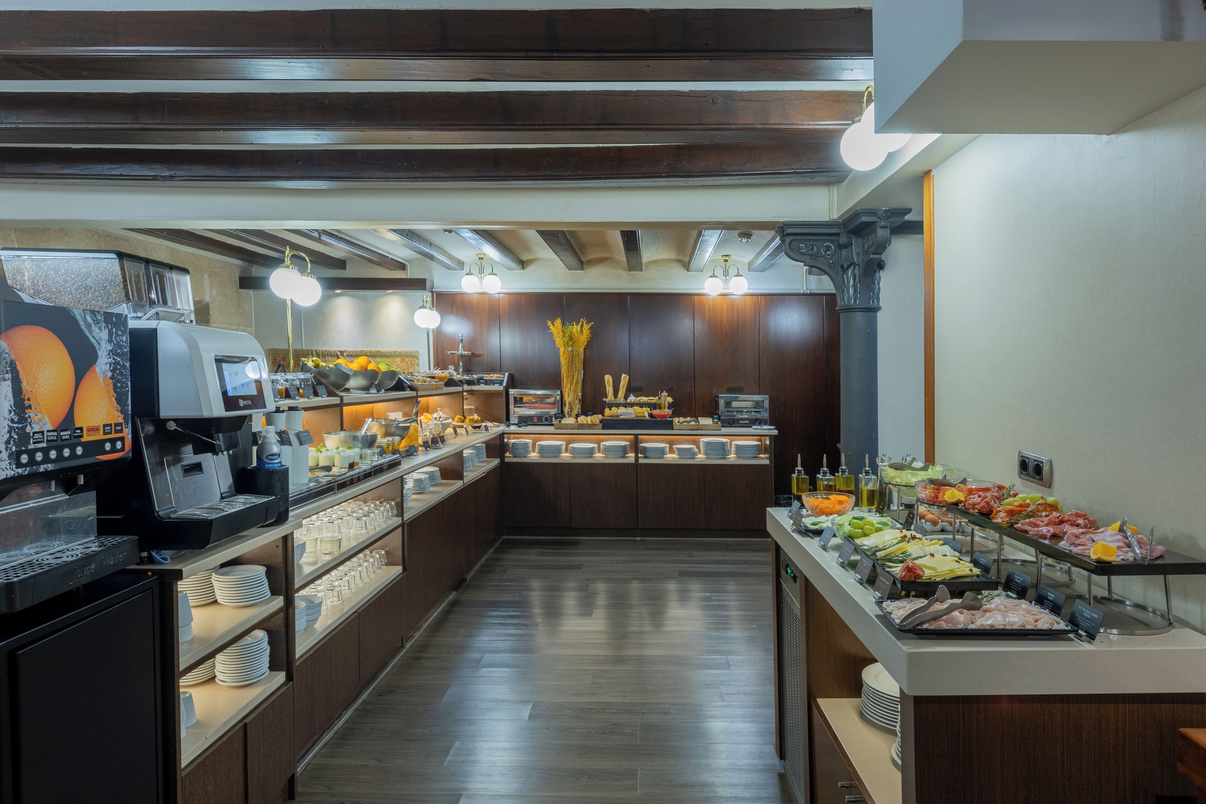 daily buffet breakfast (eur 14 per person)