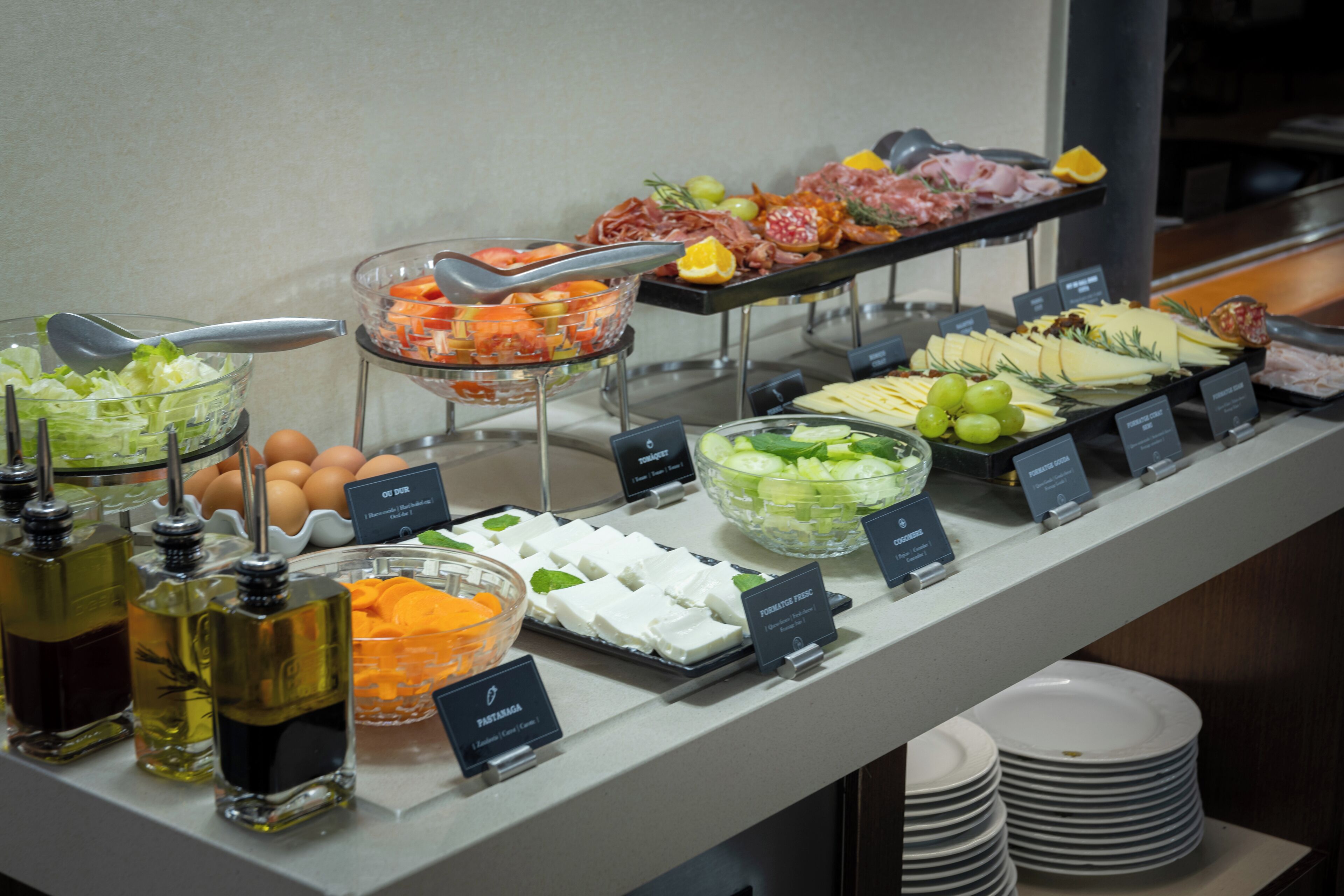 daily buffet breakfast (eur 14 per person)