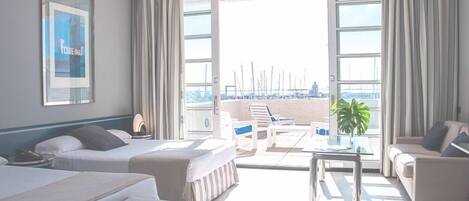 Superior Room, 1 Double or 2 Single Beds, Marina View | Minibar, in-room safe, desk, blackout curtains