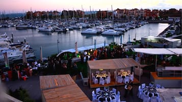 Area banquet outdoor