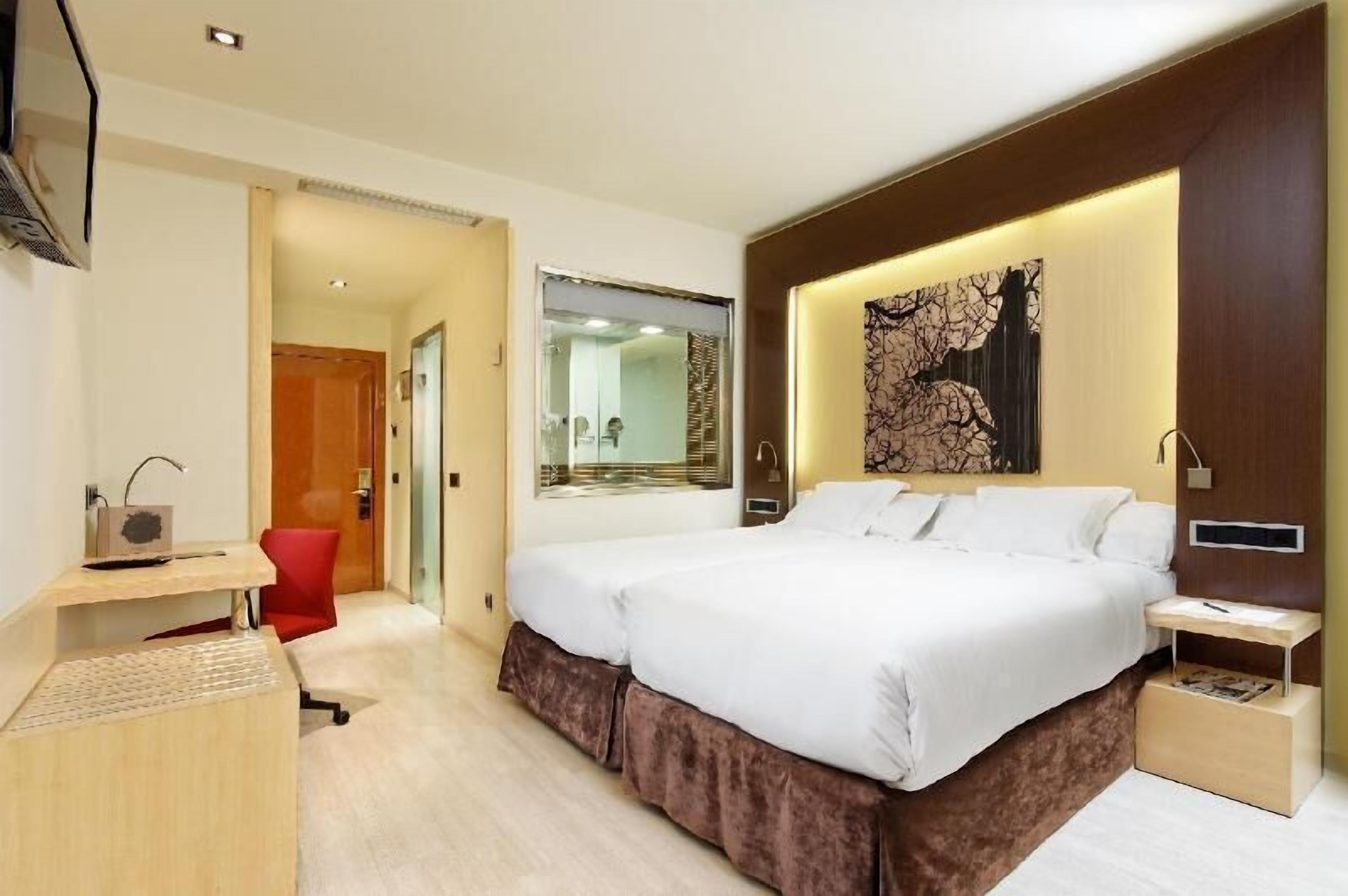 Literie de qualité supérieure, couette en duvet d'oie, minibar