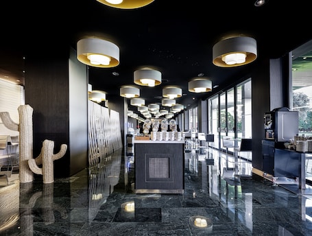 Flat-screen TV. Melia Sitges