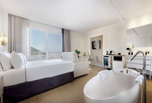 1 chambre, literie de qualité, minibar, coffre-fort