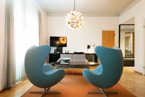 Suite | Premium bedding, minibar, in-room safe, desk - ProfilHotels Riddargatan (Stockholm)