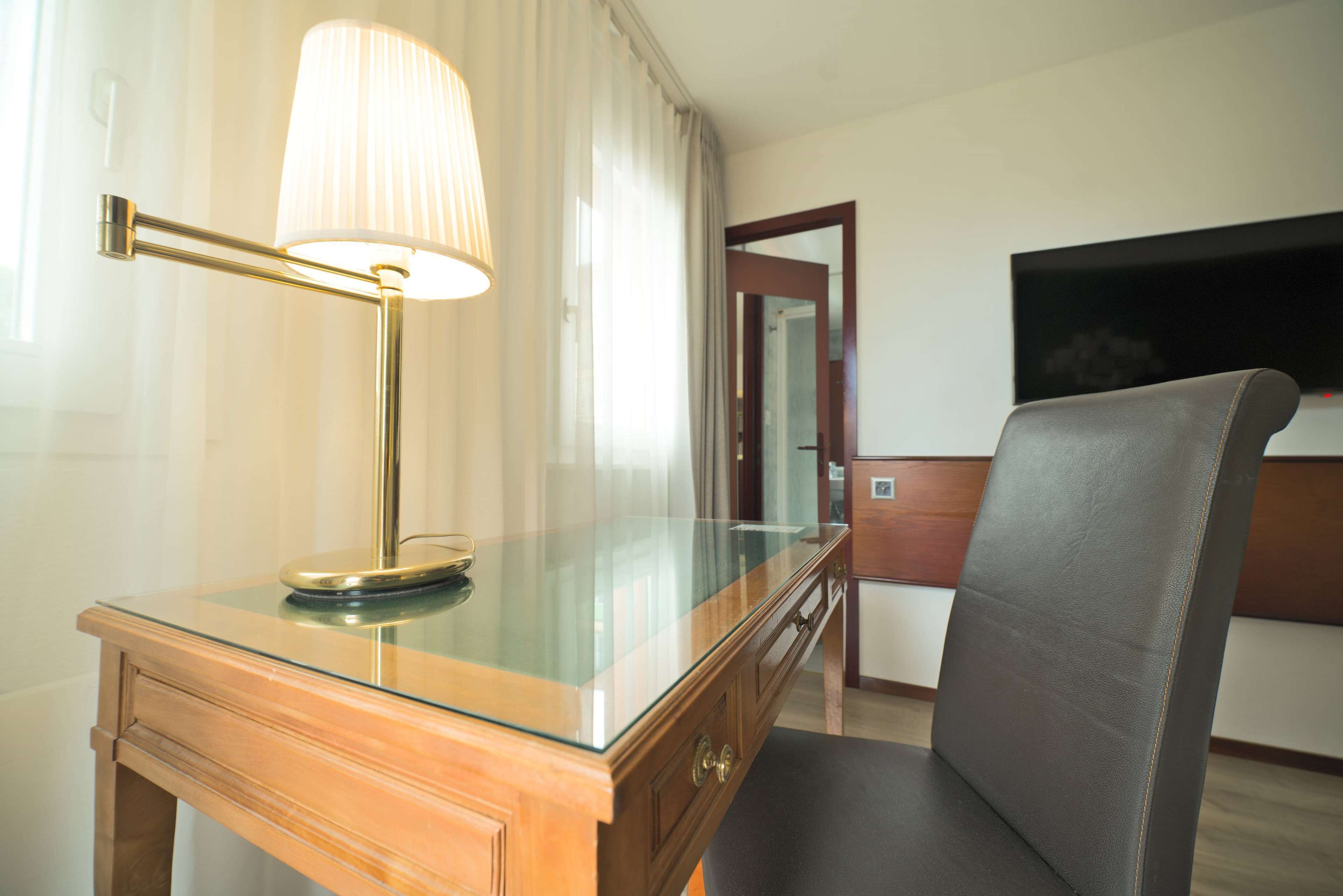 standard room, 2 single beds | room amenity