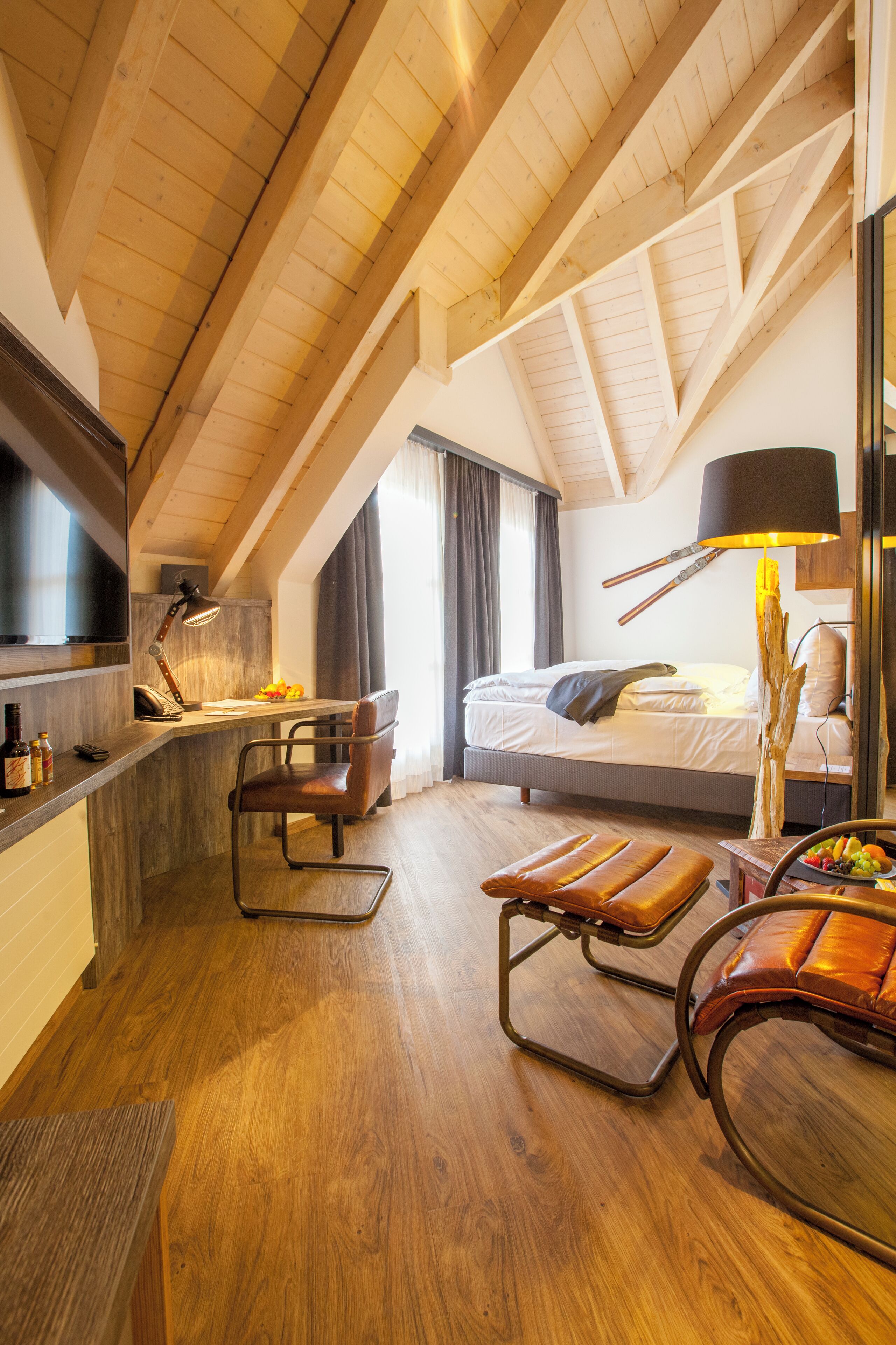 junior double room, 1 bedroom | premium bedding, down duvets, pillow-top beds, minibar