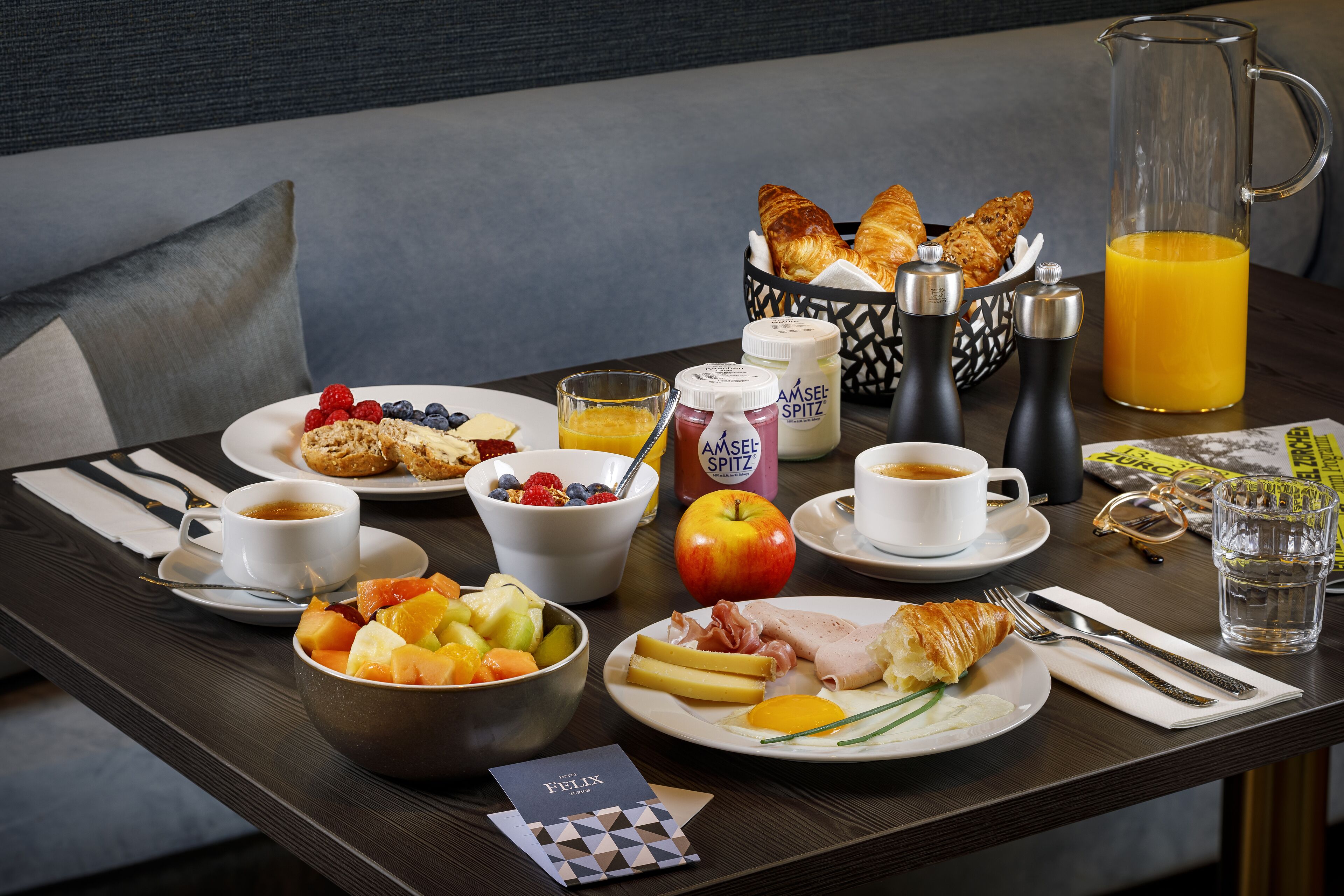 daily buffet breakfast (chf 25 per person)