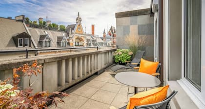 Neues Schloss Privat Hotel Zurich, Autograph Collection