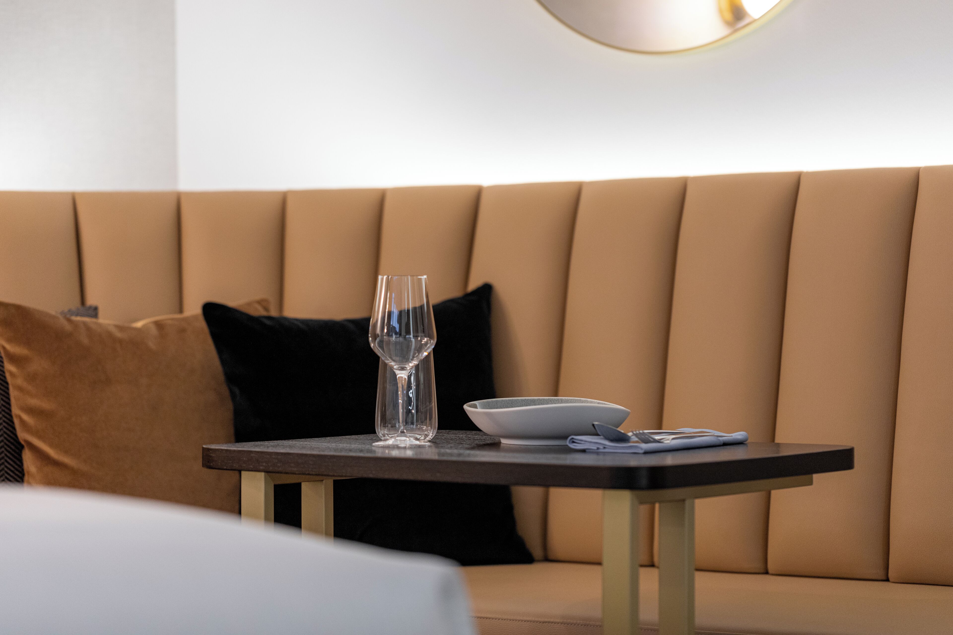 superior twin room, 2 single beds | 1 bedroom, premium bedding, minibar, in-room safe