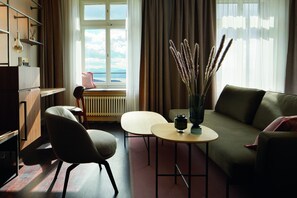 Télévision à écran plat, jouets