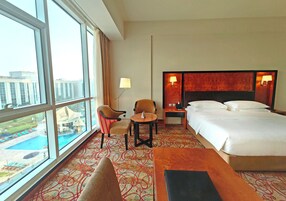 Minibar, in-room safe, laptop workspace, soundproofing