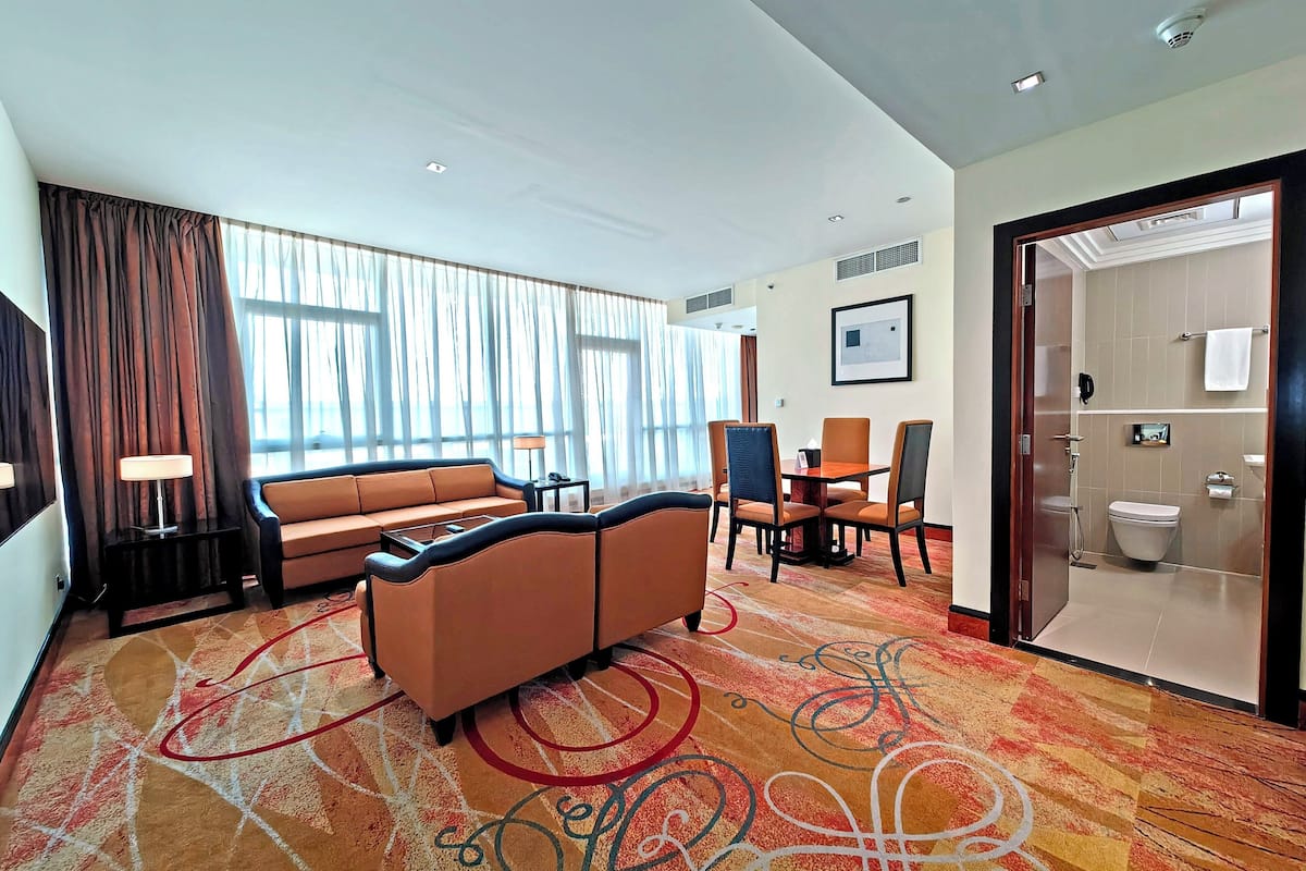 minibar, in-room safe, soundproofing, iron/ironing board