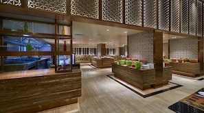 Tägliches Frühstücksbuffet (115 AED pro Person)