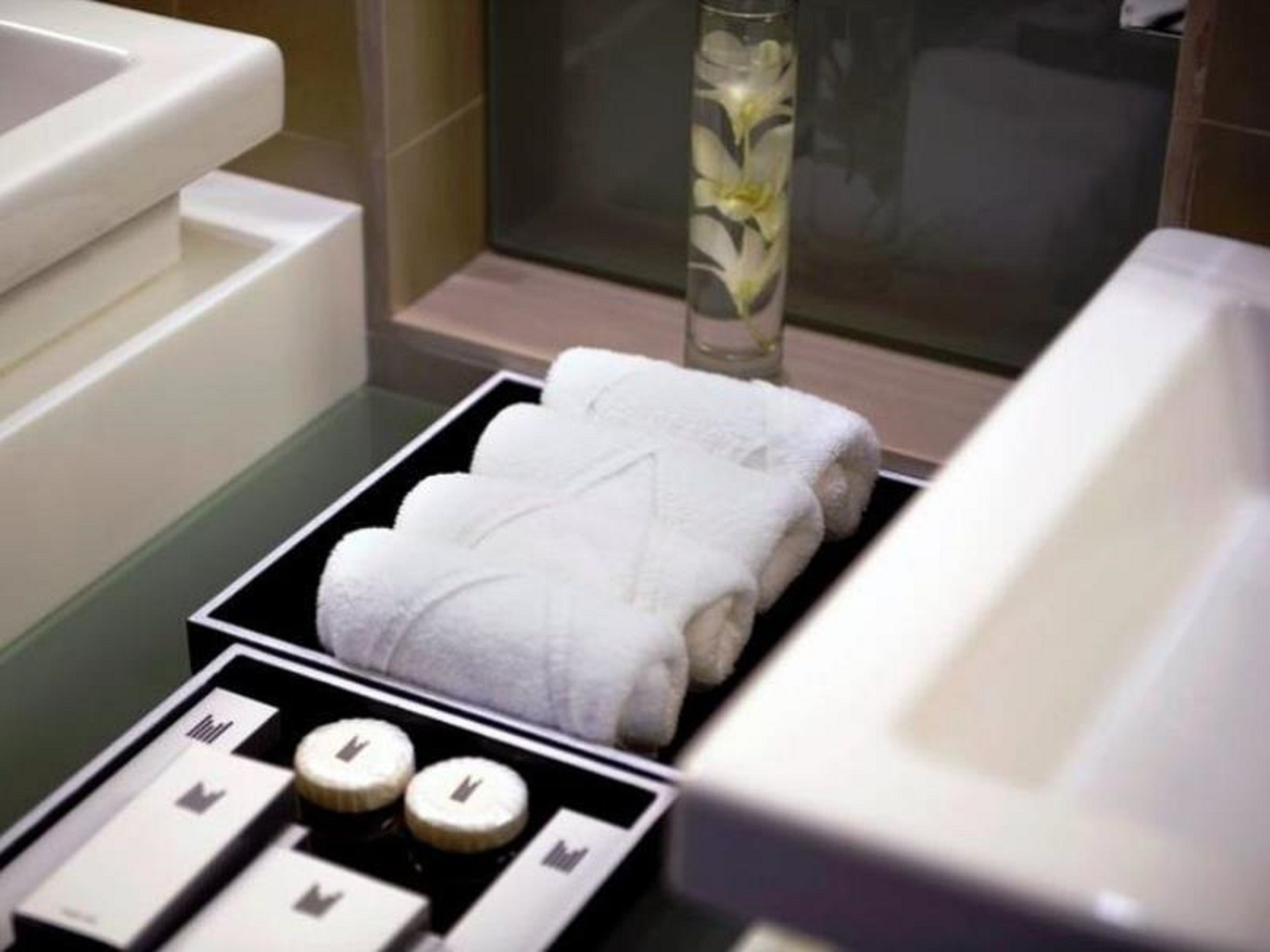 combined shower/bathtub, free toiletries, hair dryer, bathrobes