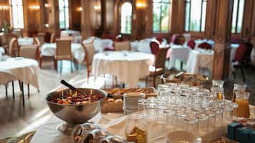 Petit déjeuner à emporter (15.95 GBP par personne)