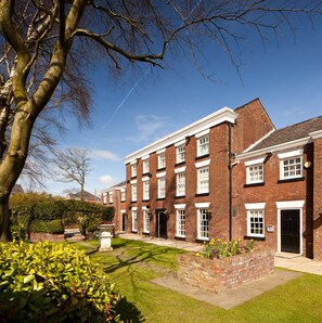 Exterior - Mercure Bolton Georgian House Hotel (Bolton)