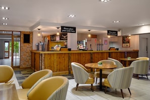 Bar (on property) - Delta Hotels by Marriott Breadsall Priory Country Club (Derby)