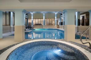 Indoor pool - Delta Hotels by Marriott Breadsall Priory Country Club (Derby)