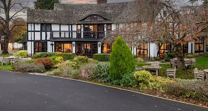 Thatcher's Hotel