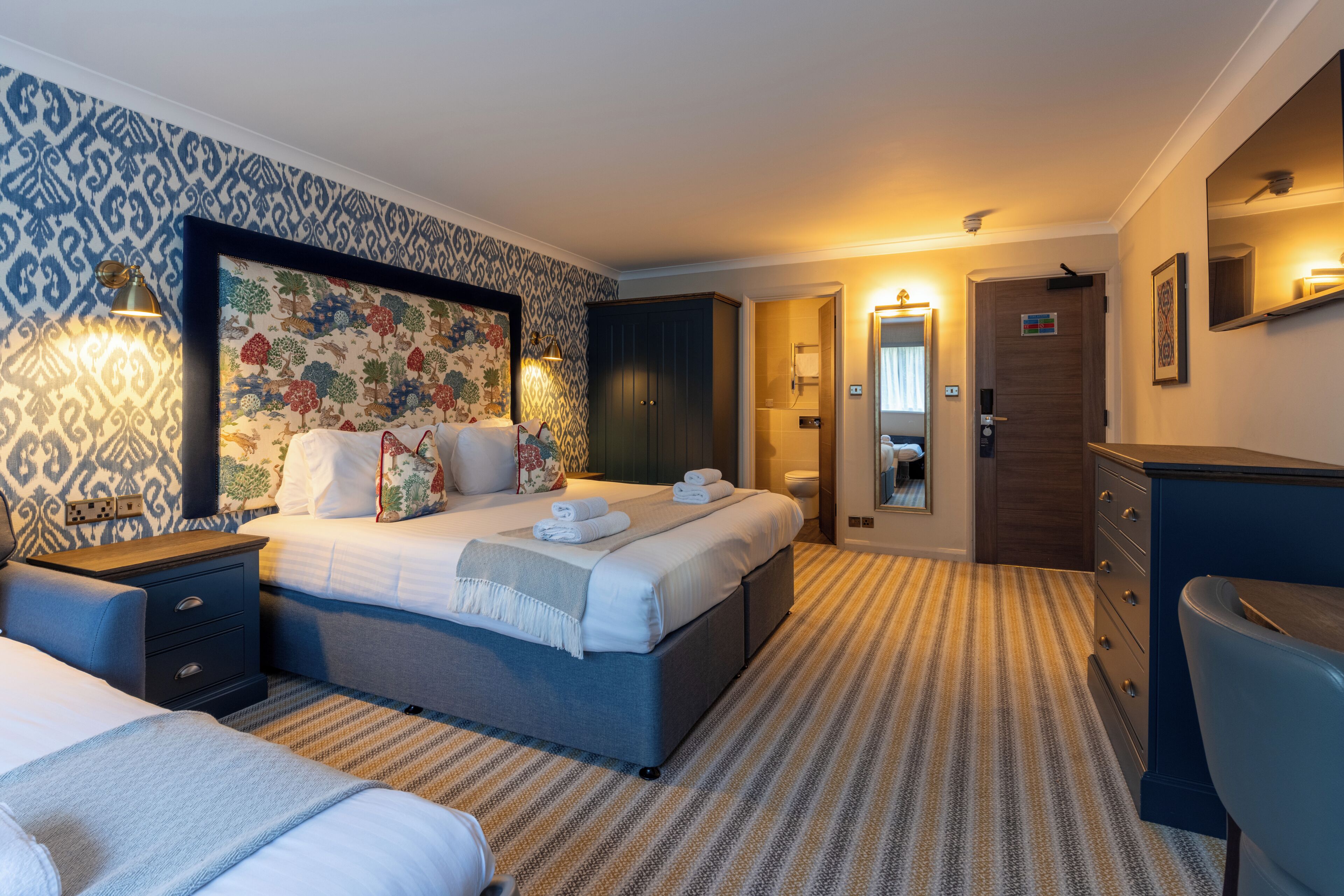 Family Room, 1 Double Bed with Sofa bed (1) | Hypo-allergenic bedding, desk, iron/ironing board, free WiFi