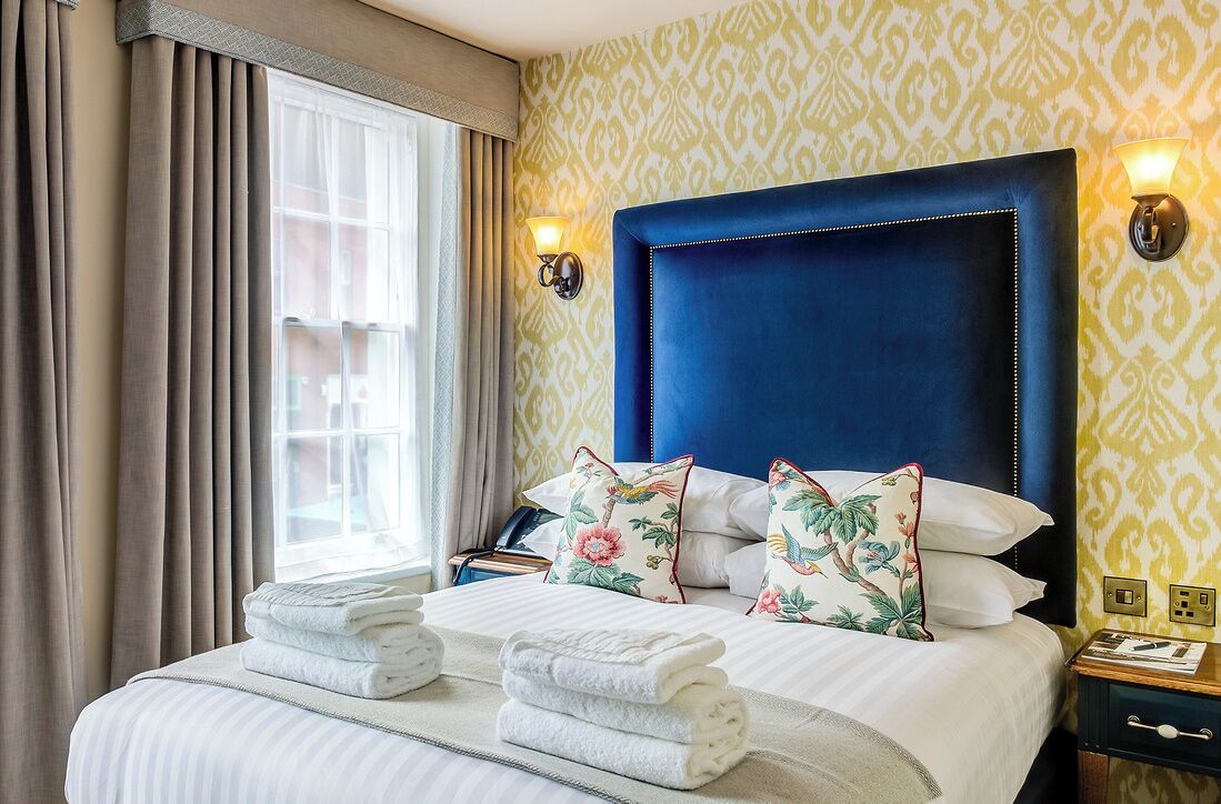 Comfort Double Room | Hypo-allergenic bedding, desk, iron/ironing board, free WiFi