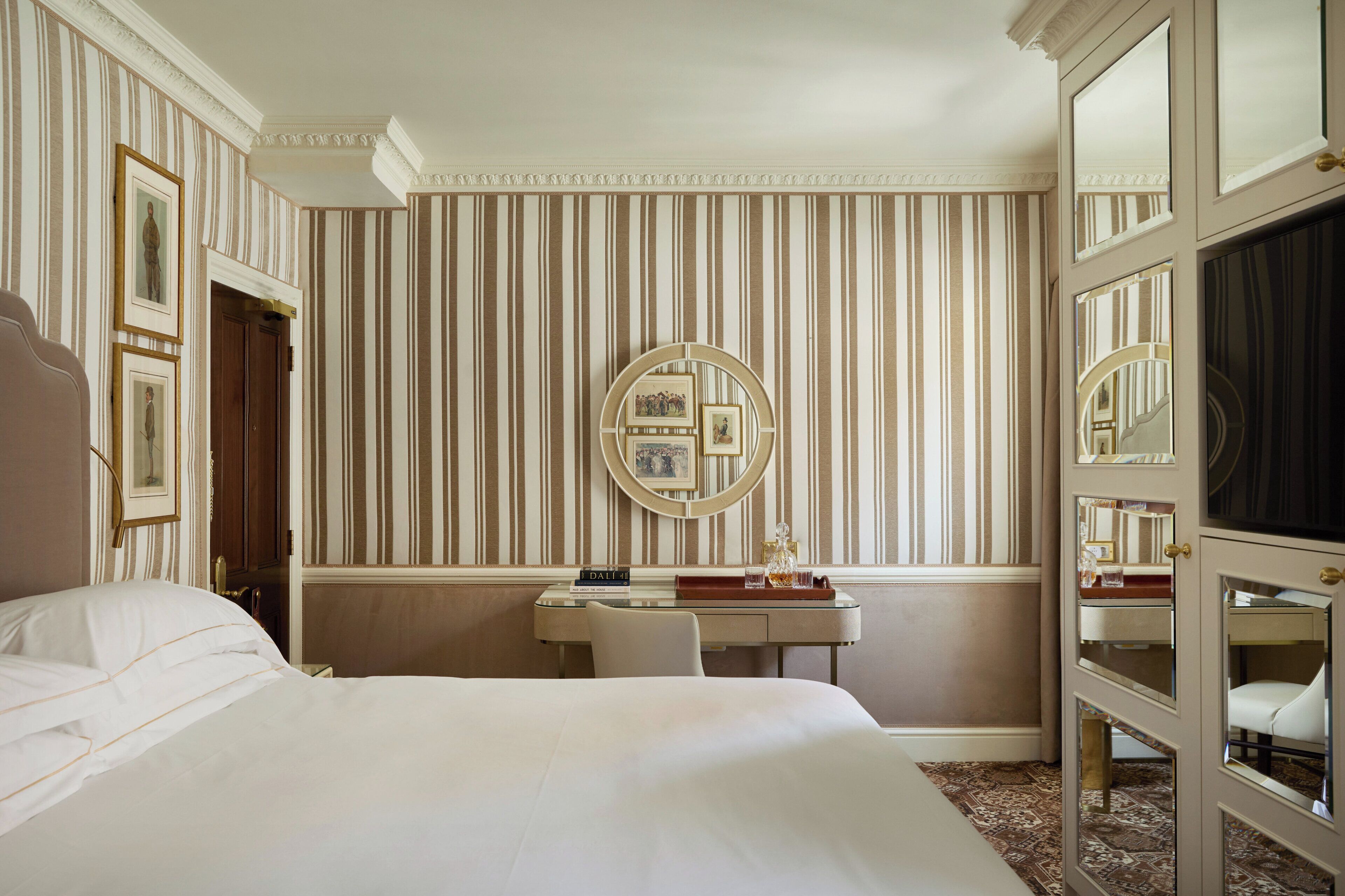 Photo - Egerton House